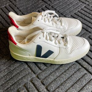 Veja Women’s Size 7 Campo T2 Tennis Shoes White Leather Sneakers Lace Up